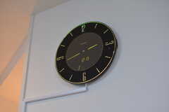 時計もネオンに光る仕様。(2022-12-13,共用部,LIVINGROOM,2F)