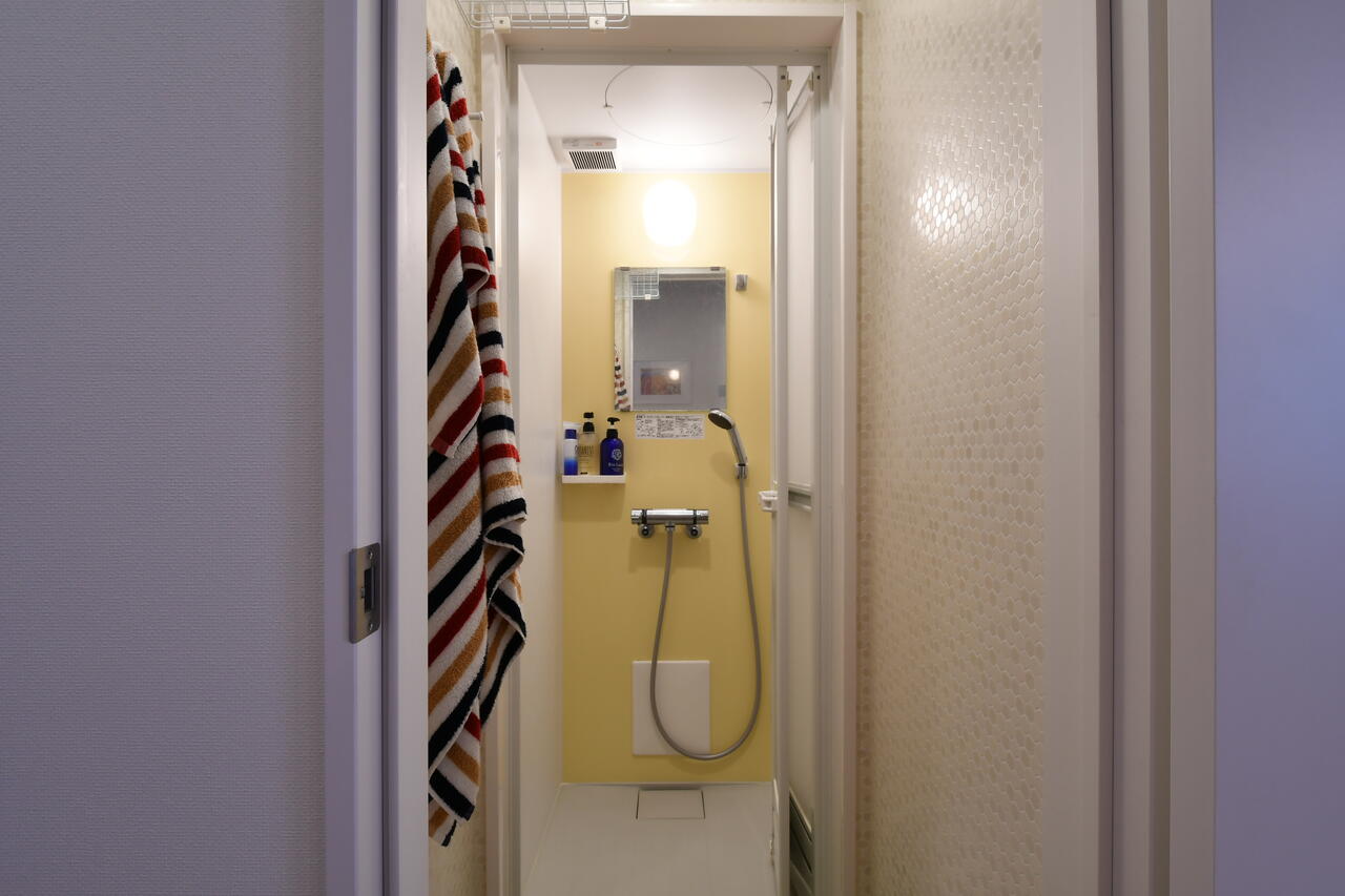 シャワールームの様子。|1F 浴室