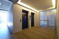 マンションのエレベーターホールの様子。(2013-03-05,共用部,OTHER,2F)