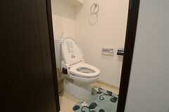 トイレはウォシュレット付です。(2013-03-05,共用部,TOILET,2F)