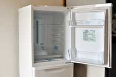 専有部に設置された冷蔵庫の様子。（204号室）(2010-07-02,共用部,OTHER,2F)