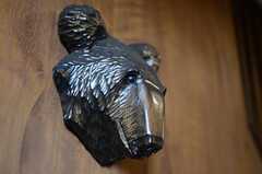 手彫りのクマ。(2011-10-27,共用部,OTHER,1F)
