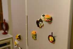 冷蔵庫には美味しそうなマグネット。(2014-12-01,共用部,KITCHEN,3F)