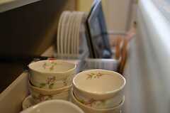 運営事業者さんは陶器好きなので、珍しい焼き物があるかも。(2012-03-04,共用部,KITCHEN,2F)