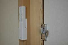 専有部の鍵と室内灯のリモコン。（101号室）(2012-03-04,専有部,ROOM,1F)