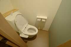 ウォシュレット付きトイレの様子。(2015-03-23,共用部,TOILET,1F)