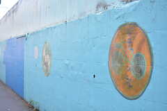壁の絵の一部は、しりとりになっています。「ジテンシャ」の次は「ヤギ」。(2020-09-18,共用部,ENVIRONMENT,1F)