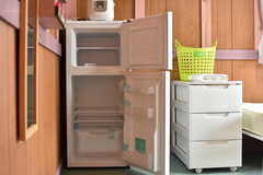 全室、冷蔵庫が用意されています。（203号室）(2018-05-16,専有部,ROOM,2F)
