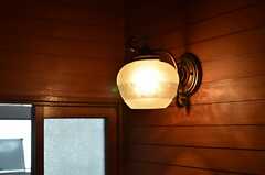 ランプが雰囲気を作ります。(2013-06-17,共用部,OTHER,2F)