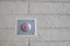 正面玄関はオートロックのカードキーです。(2011-03-11,周辺環境,ENTRANCE,1F)