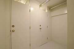 シャワールームの様子。(2014-03-28,共用部,BATH,2F)