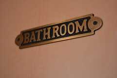 バスルームのサイン。(2016-02-12,共用部,BATH,1F)