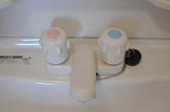 洗面台の水栓。(2013-04-18,共用部,WASHSTAND,1F)