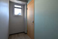 専有部のドア。（203号室）(2023-02-28,専有部,ROOM,2F)