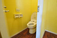 トイレはウォシュレットつきです。(2012-10-22,共用部,TOILET,3F)