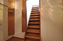 専有部は階段を上った先です。（301号室）(2011-02-18,専有部,ROOM,2F)