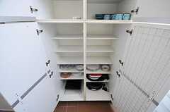 部屋ごとに分けられた食材などを置くスペース。(2011-04-12,共用部,KITCHEN,3F)