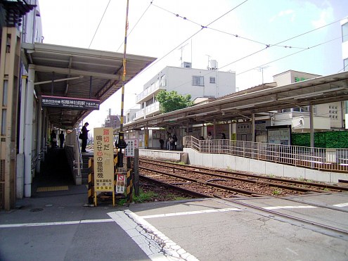 世田谷線松蔭神社駅