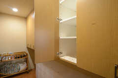 食料庫は部屋ごとに扉1枚分使えます。(2013-06-20,共用部,OTHER,)