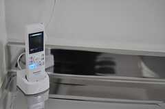 インターホン受信用の子機が室内に設置されています。（101号室）(2014-01-09,専有部,ROOM,1F)