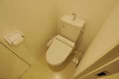 ウォシュレット付きトイレの様子。(2013-03-01,共用部,TOILET,3F)