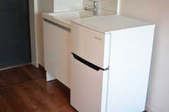 冷蔵庫は各室に設置されています。（304号室）(2021-09-21,専有部,ROOM,3F)