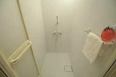 シャワールームの様子。(2012-09-17,共用部,BATH,1F)