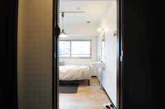 廊下から見た専有部の様子。（507号室）※モデルルームです。(2013-02-27,専有部,ROOM,5F)