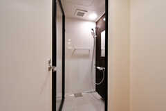 シャワールームの様子。(2023-02-13,共用部,BATH,4F)