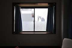 窓の様子。（302号室）(2013-05-23,専有部,ROOM,3F)