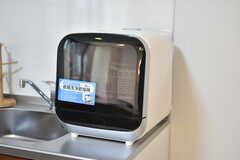 キッチンには食器洗い機が設置されています。(2019-02-22,共用部,KITCHEN,2F)