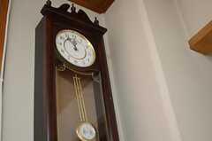 時報が鳴る壁掛け時計。(2011-09-27,共用部,OTHER,2F)
