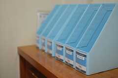 靴箱の上には、郵便ボックスが専有部ごとに用意されています。(2013-05-30,共用部,OTHER,1F)