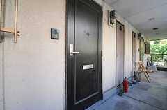 専有部のドアの様子。(2012-11-27,専有部,ROOM,2F)