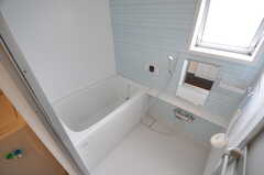 バスルームの様子。水はけが良い床材です。（バニラ）(2011-05-11,共用部,BATH,4F)