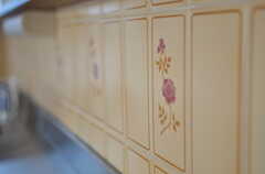 キッチンには昭和なタイル。(2012-03-13,共用部,KITCHEN,1F)