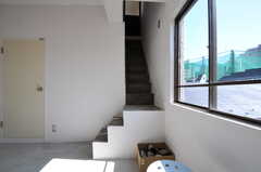 屋上へ続く階段の様子。(2012-03-13,共用部,OTHER,3F)