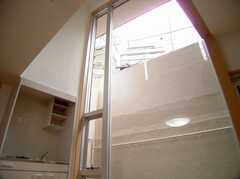 専有部の様子2。窓にはロールカーテンが設置される予定。（101号室）(2006-11-30,専有部,ROOM,)
