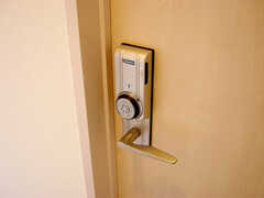 専有部のドアはシャーロック式のカードキー(2007-01-22,専有部,ROOM,4F)