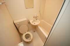専有部の様子10。トイレの様子。（101号室）(2008-04-25,共用部,TOILET,1F)
