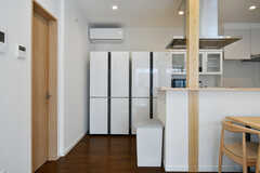 大型の冷蔵庫が2台設置されています。(2020-03-11,共用部,OTHER,1F)