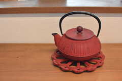 本格的な茶器も用意されています。(2023-06-26,共用部,KITCHEN,2F)