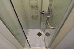 シャワールームの様子。（S315号室）(2020-11-04,専有部,ROOM,3F)