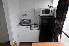 ミニ・キッチンの様子。（B201号室）(2011-07-13,専有部,ROOM,2F)
