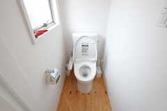 トイレはウォシュレット付き。(2013-08-12,共用部,TOILET,4F)