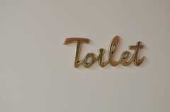 トイレのサイン。(2014-04-09,共用部,TOILET,3F)