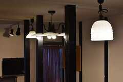 様々な種類の室内灯が設置されています。(2017-01-18,共用部,OTHER,1F)