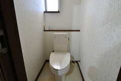 男性専用トイレの様子2。(2022-11-03,共用部,TOILET,2F)